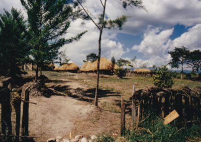 Irian Jaya 1995, Honnays in Muliama