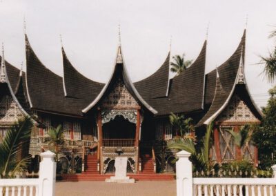 Sumatra 1999, Haus in Batusangkar