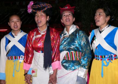 China 2007, Lijiang, Frauen i. Tracht