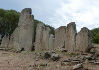 Sardinien 2023: Arzachena, Tomba di giganti Li Lolghi