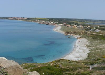 Sardinien 2023: Blick von Tharros auf Küste